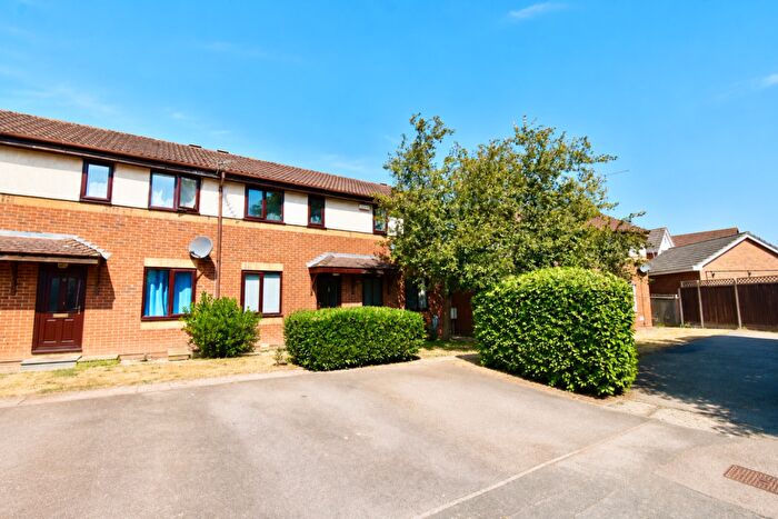 2 Bedroom End Of Terrace House To Rent In Muncaster Gardens Northampton, NN4