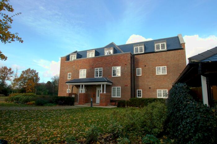 1 Bedroom Flat To Rent In Little Night Leys Court, Napsbury Park, St Albans, AL2