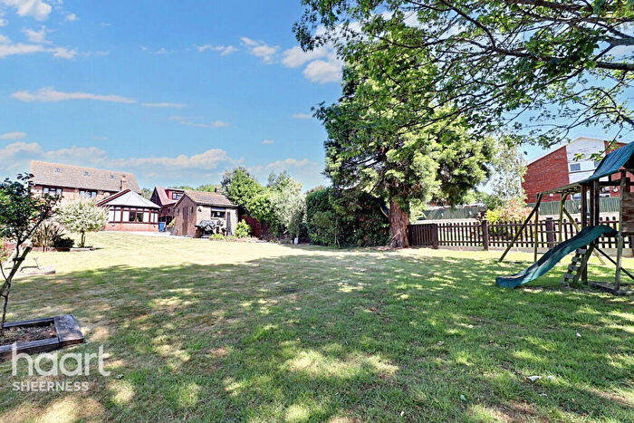 5 Bedroom Detached House For Sale In Minster Road, Minster, ME12