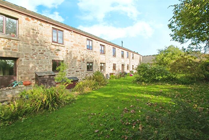 1 Bedroom Flat For Sale In Crowlas, Penzance, Cornwall, TR20