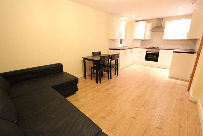 2 Bedroom Flat To Rent In Westfield Lane, Harrow, HA3