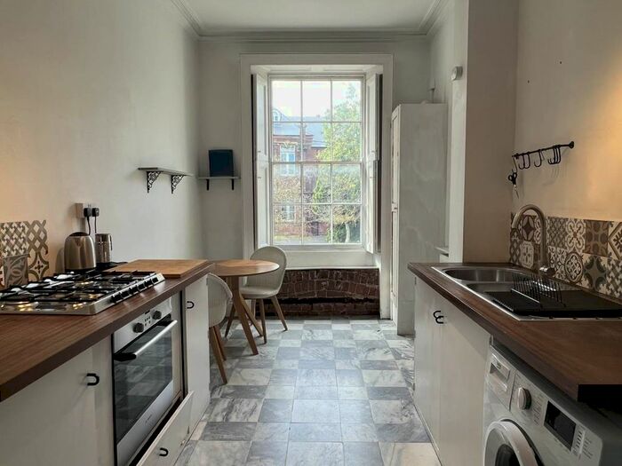 1 Bedroom Flat To Rent In Pennsylvania Road, Exeter, EX4