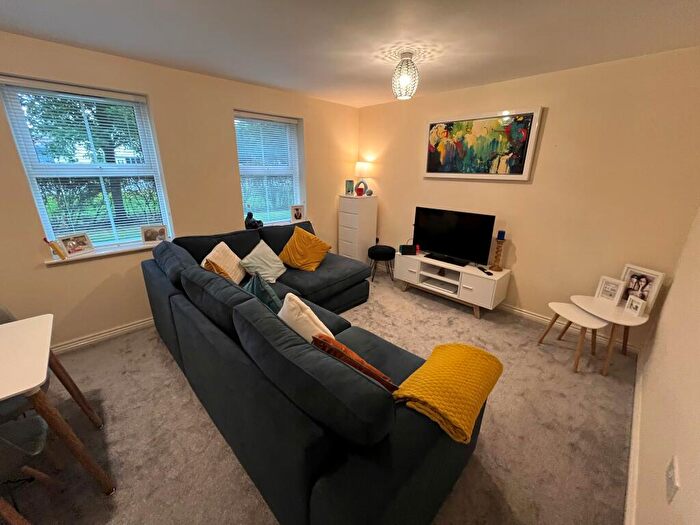 2 Bedroom Flat To Rent In Oak Crecsent, Ashby De La Zouch, LE65