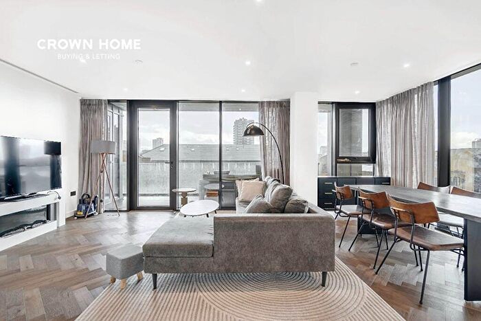 2 Bedroom Apartment To Rent In Merino Gardens, London Dock, E1W