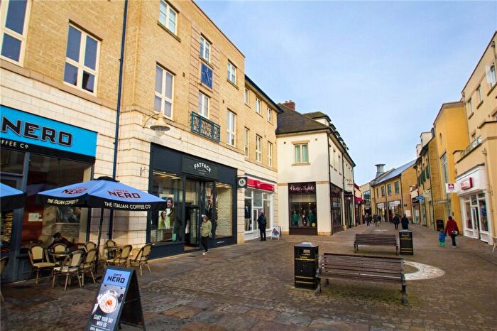 1 Bedroom Apartment To Rent In Marriotts Walk, Witney, Oxfordshire, OX28