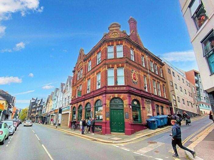 10 Bedroom Flat To Rent In Ebrington Street, Plymouth, PL4