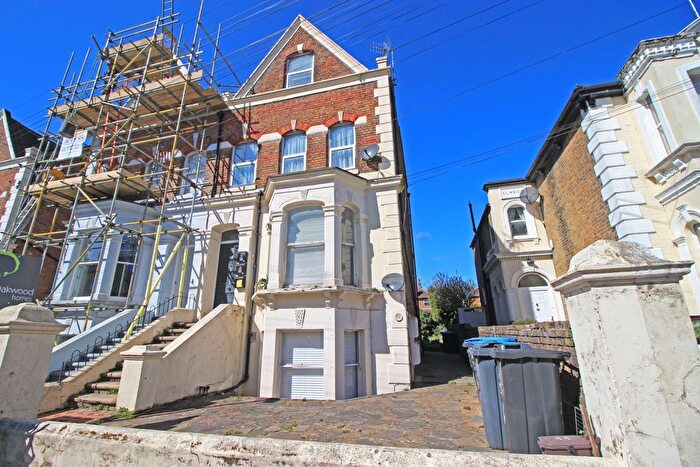 1 Bedroom Flat To Rent In North Avenue, Ramsgate, CT11
