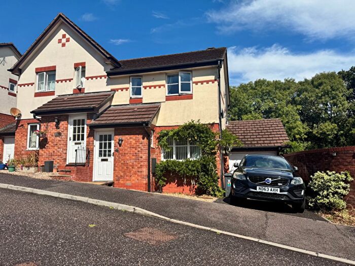 3 Bedroom Property To Rent In Port Mer Close, Exmouth, EX8