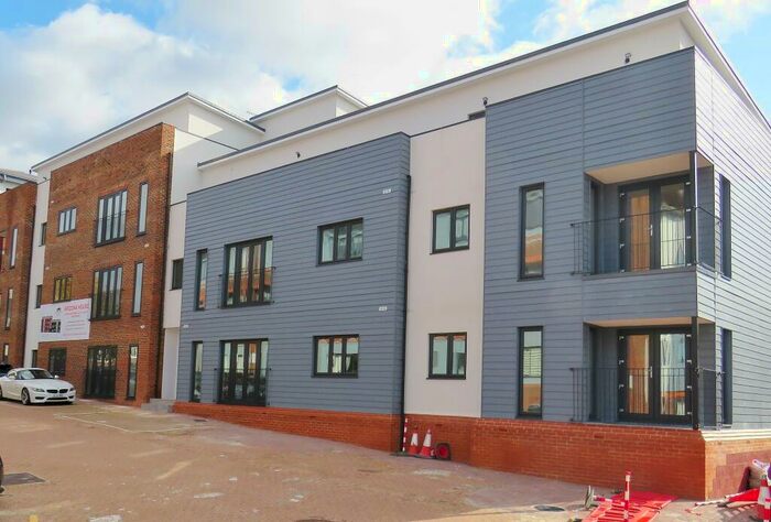 1 Bedroom Apartment To Rent In Cantelupe Road, East Grinstead, West Sussex, RH19