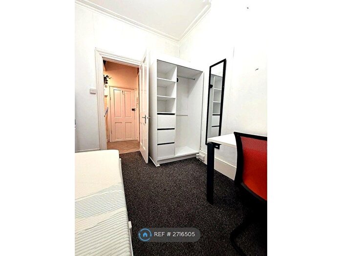 Studio To Rent In Belgrave Road, London, SW1V