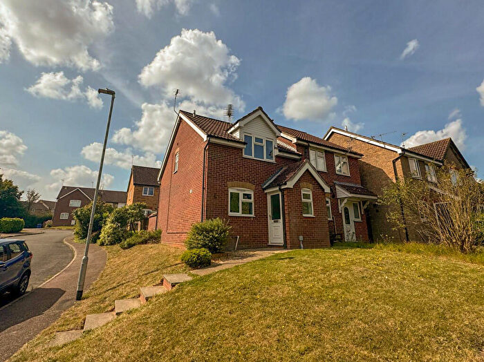 2 Bedroom End Of Terrace House To Rent In Appledown Drive, Bury St Edmunds, IP32