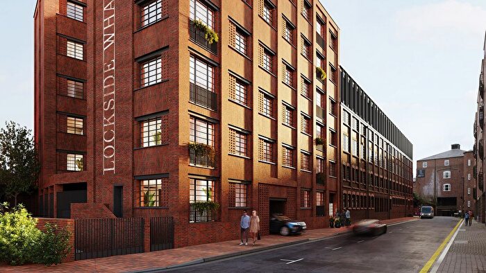 1 Bedroom Flat For Sale In Lockside Wharf, Scotland Street, Birmingham City Centre, B1