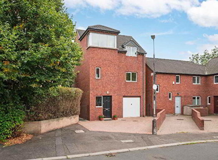 2 Bedroom TownHouse For Sale In Laganview Mews, Belfast, BT5