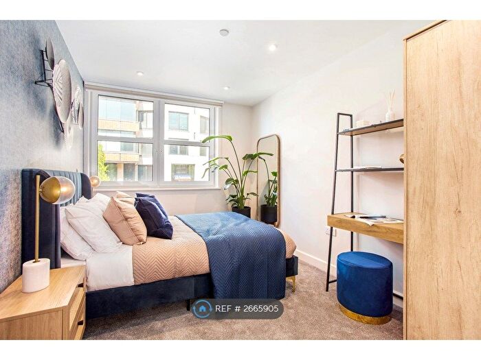 2 Bedroom Flat To Rent In Richmond House, Bournemouth, BH2