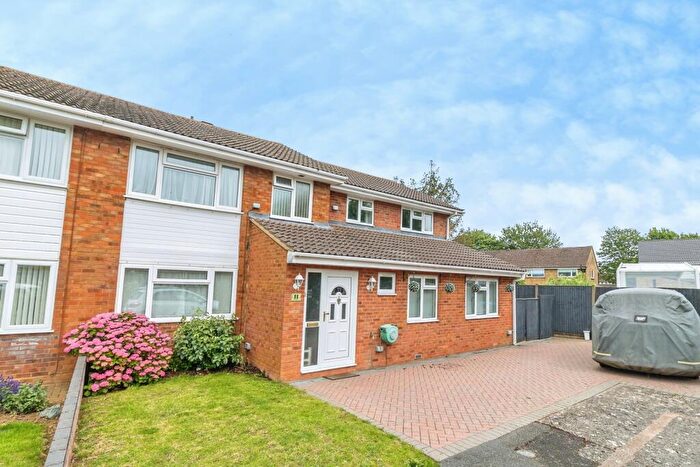 4 Bedroom Semi-Detached House For Sale In Temple Close, Bletchley, Milton Keynes, Buckinghamshire, MK3