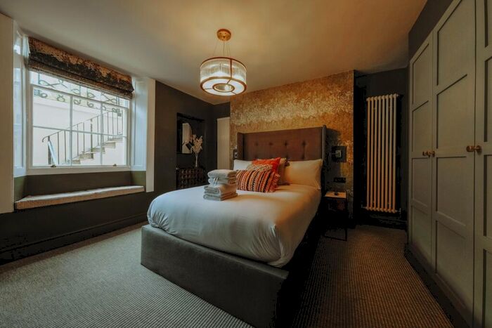 1 Bedroom Apartment To Rent In St Pauls Road, Clifton, Bristol, BS8