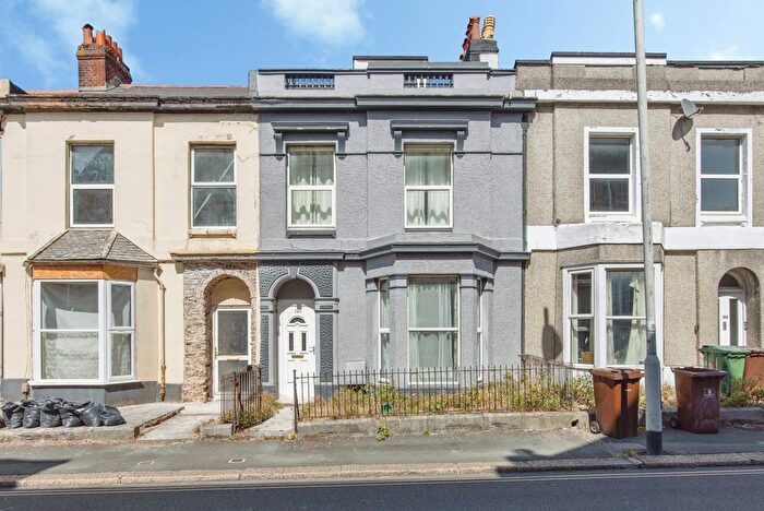 3 Bedroom Maisonette For Sale In North Road West, Plymouth, Devon, PL1