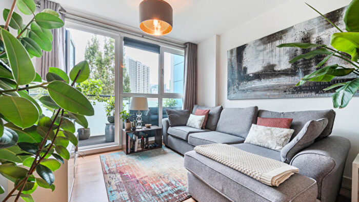 2 Bedroom Flat For Sale In High Street, Stratford, E15