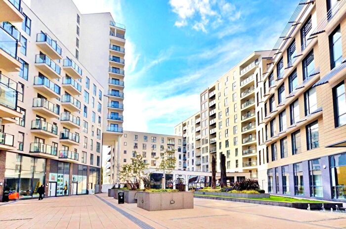 Studio To Rent In Guildford Road, Woking, Surrey, GU22