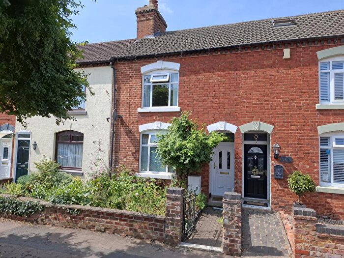 3 Bedroom Terraced House For Sale In Station Road, Northampton, NN6