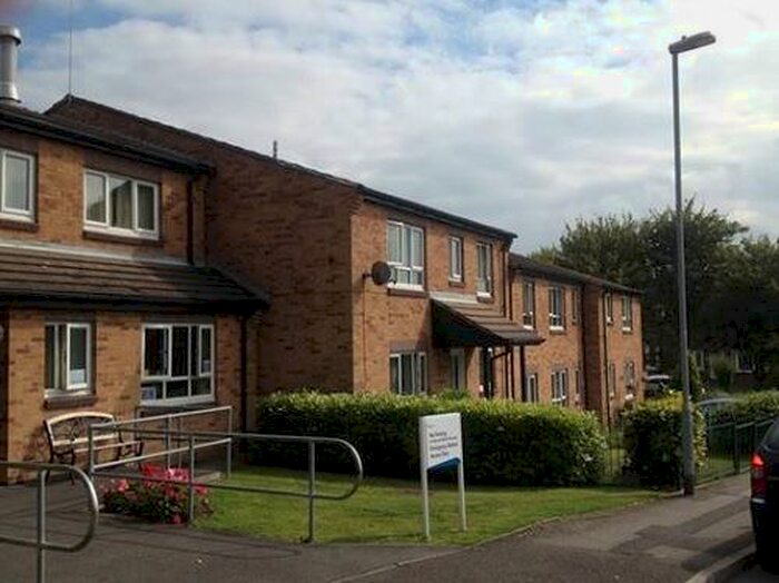 1 Bedroom Flat To Rent In Broadmere Court, Nottingham, NG5