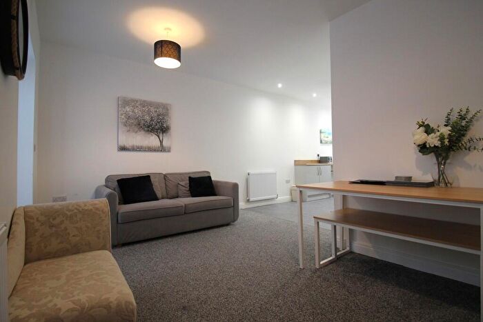 2 Bedroom Terraced House To Rent In D Ball Street, FY1