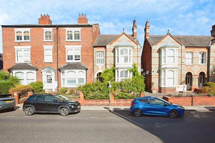 5 Bedroom Semi-Detached House For Sale In Eastgate, Louth, LN11