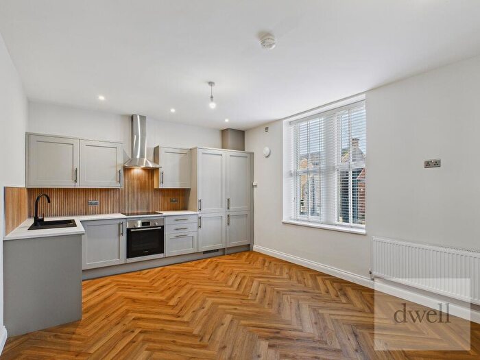 2 Bedroom Flat To Rent In Granville Street, Pudsey, Leeds, LS28