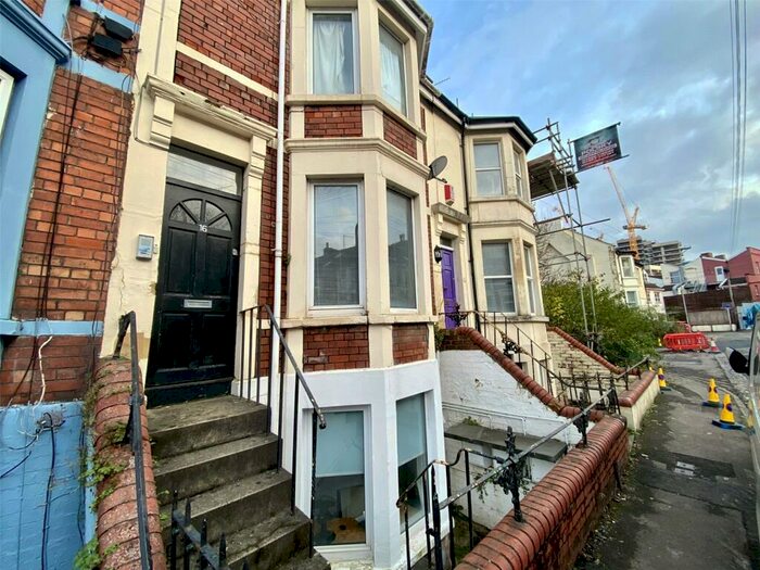 1 Bedroom Apartment To Rent In Bedminster, Warden Road, BS3