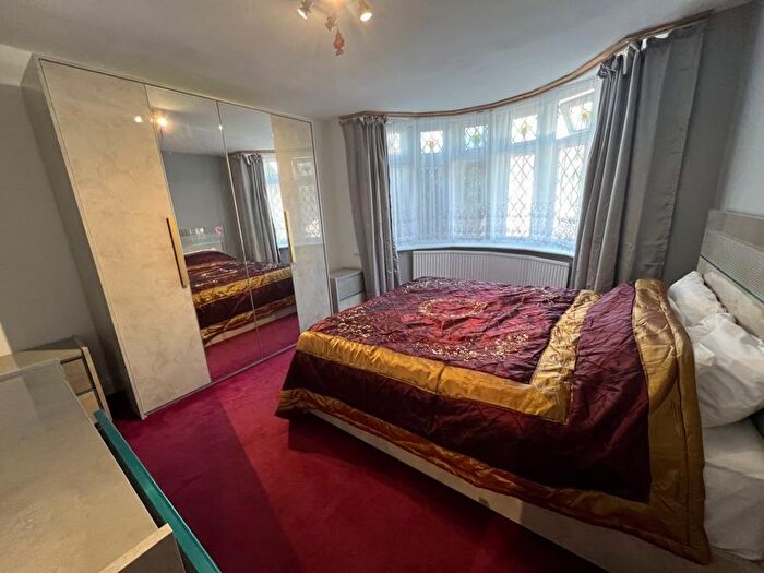 Property To Rent In Colindeep Lane, London, NW9