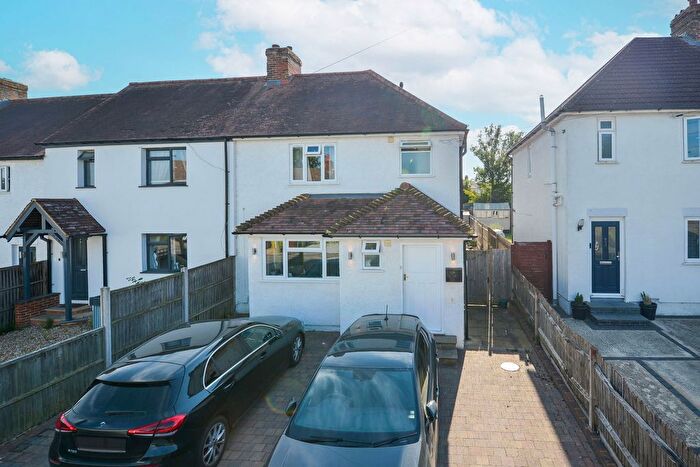 3 Bedroom End Of Terrace House To Rent In Gloucester Road, Guildford, GU2