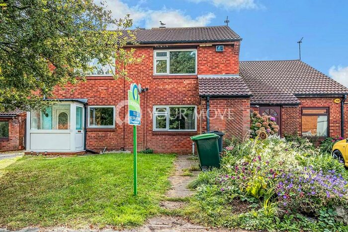 2 Bedroom Semi-Detached House To Rent In Carnegie Avenue, Tipton, West Midlands, DY4