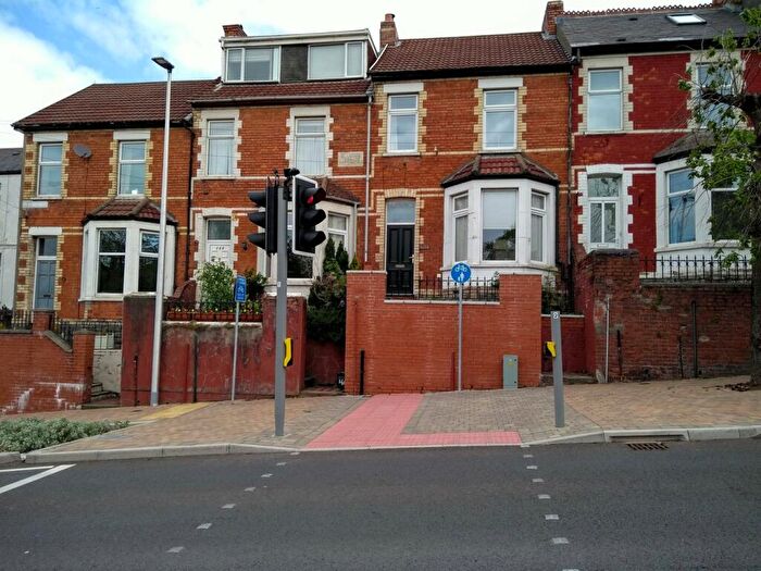 2 Bedroom Terraced House To Rent In Plassey Street, Penarth, CF64