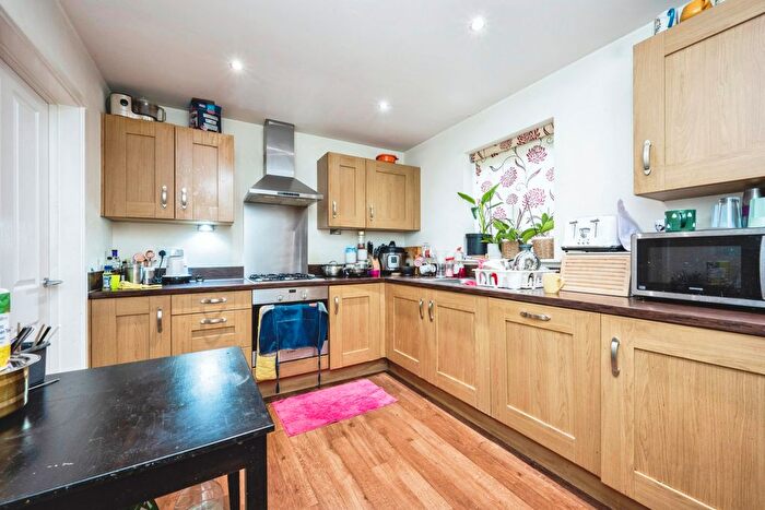 4 Bedroom Detached House For Sale In Primrose Fields, Bedford, Bedfordshire, MK41