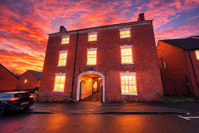 1 Bedroom Flat For Sale In North Street, Atherstone, Warwickshire, CV9