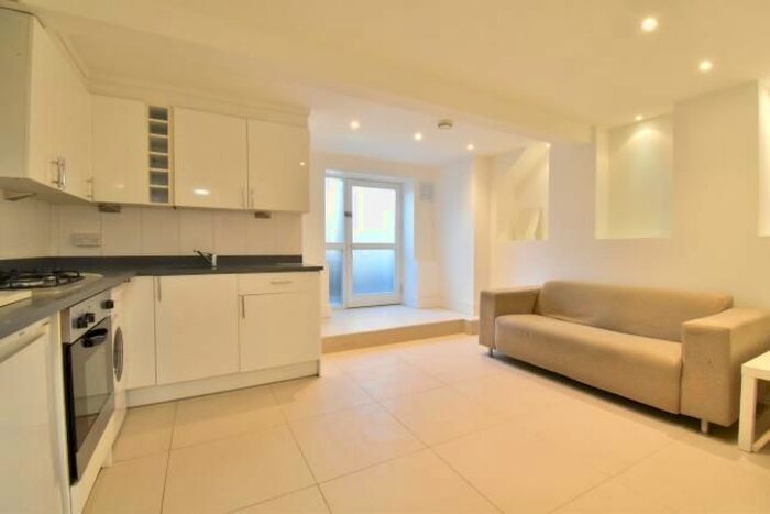1 Bedroom Flat To Rent In Clifford Gardens, Kensal Rise, NW10