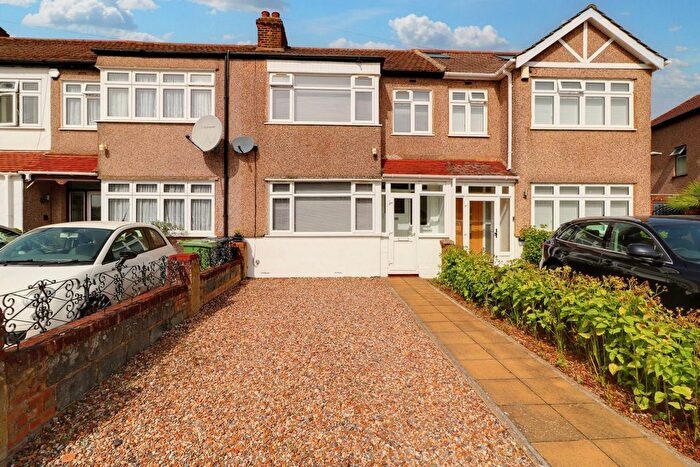 3 Bedroom Terraced House To Rent In Hedworth Avenue, Waltham Cross, EN8