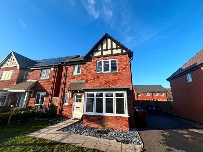 3 Bedroom Detached House To Rent In Hillside Road, Burton-On-Trent, DE13