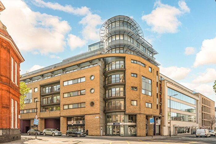1 Bedroom Flat To Rent In Britton Street, London, EC1M