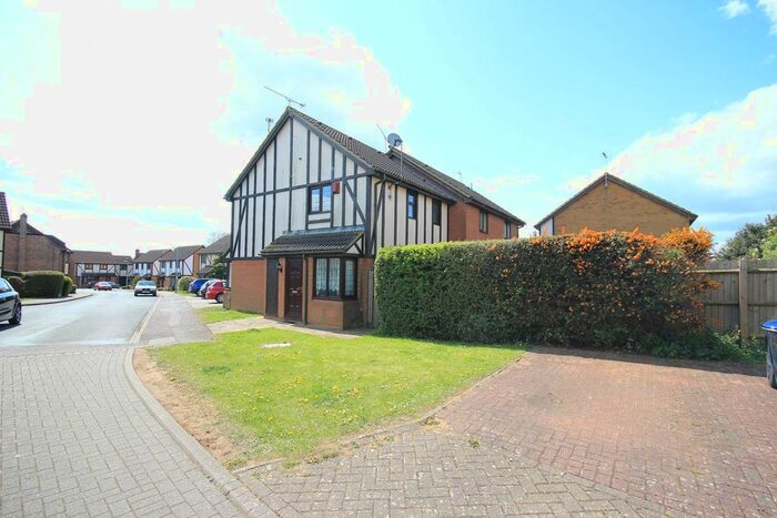 1 Bedroom Property To Rent In Frenchmans Close, Toddington, LU5