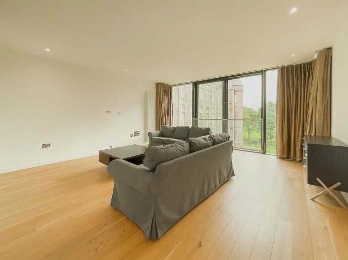 2 Bedroom Flat To Rent In Simpson Loan, Edinburgh, EH3