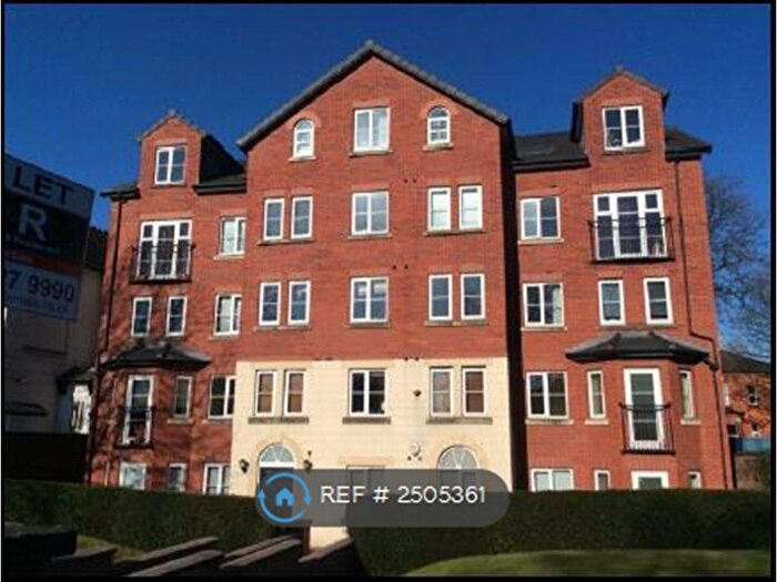 2 Bedroom Flat To Rent In Wilmslow Road, Manchester, M20