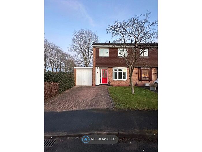 3 Bedroom Semi-Detached House To Rent In Cypress Close, Stafford, ST17