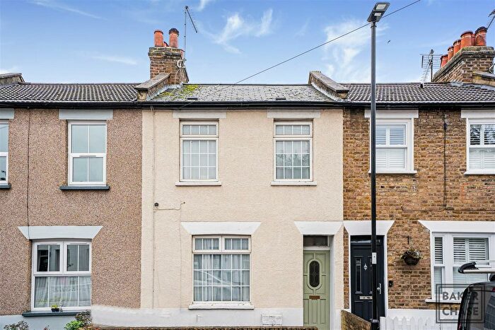 3 Bedroom Terraced House For Sale In Merton Road, Enfield, EN2