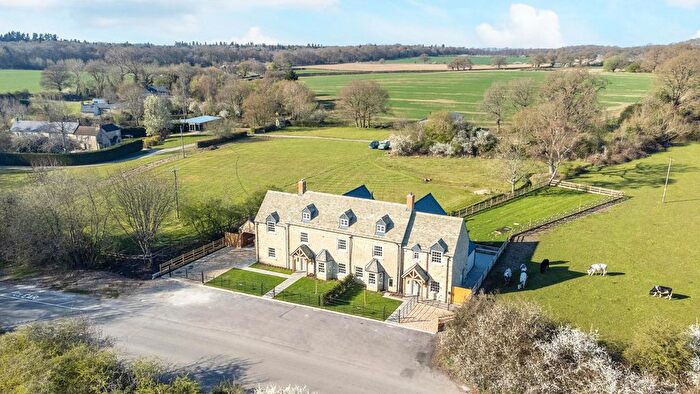 4 Bedroom Semi-Detached House For Sale In The Britannia, Barnard Gate, Witney Oxfordshire, OX29