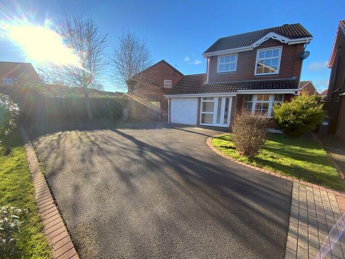 3 Bedroom Detached House To Rent In Chelveston Crescent, Solihull, B91