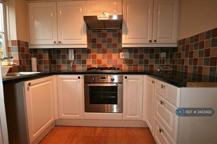 2 Bedroom Flat To Rent In Bradleigh Avenue, Grays, RM17