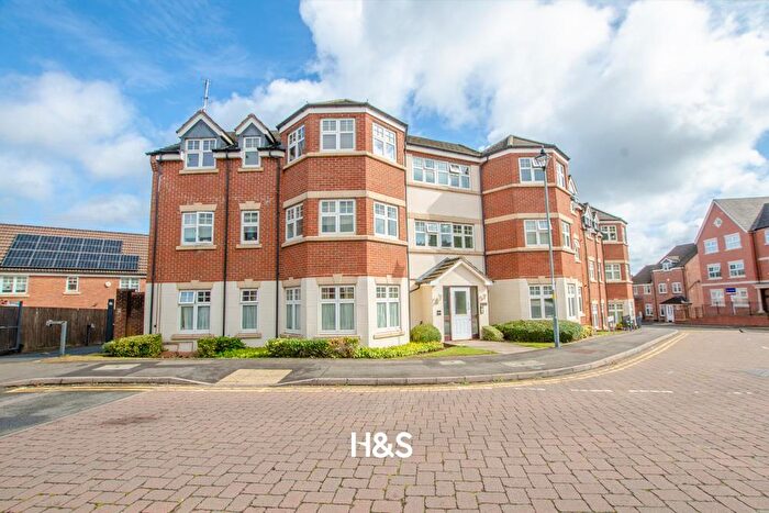 2 Bedroom House To Rent In Ratcliffe Avenue, Birmingham, B30