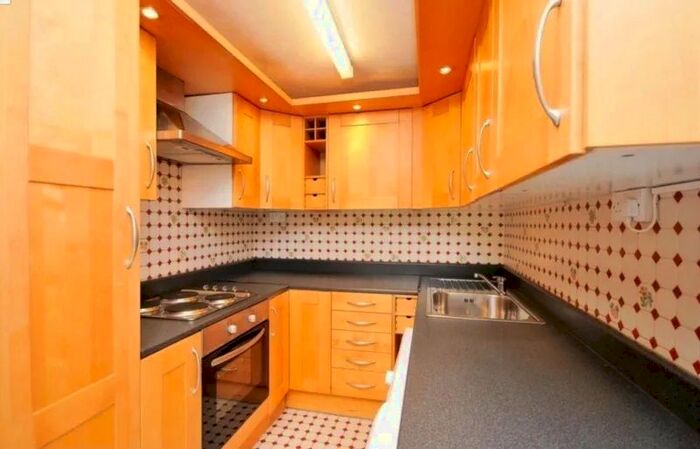 2 Bedroom Flat To Rent In Taymount Rise, Forest Hill, SE23