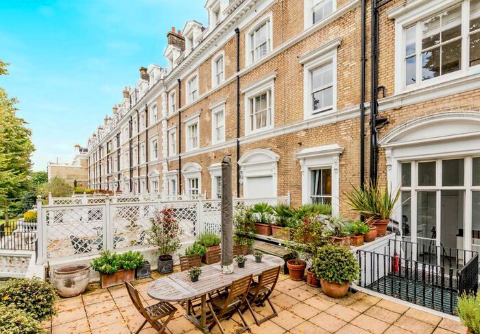 1 Bedroom Flat To Rent In Onslow Gardens, South Kensington, London, SW7